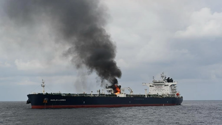Танкер с казахской нефтью взорвался в Средиземном море: подозревают украинский след