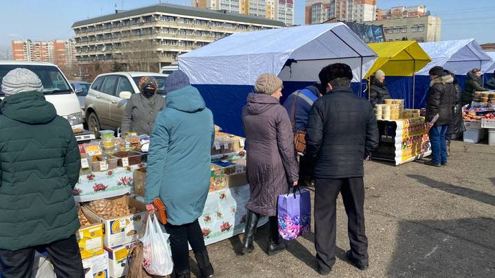 Первая в 2022 году сельхоз-ярмарка проходит в Чите