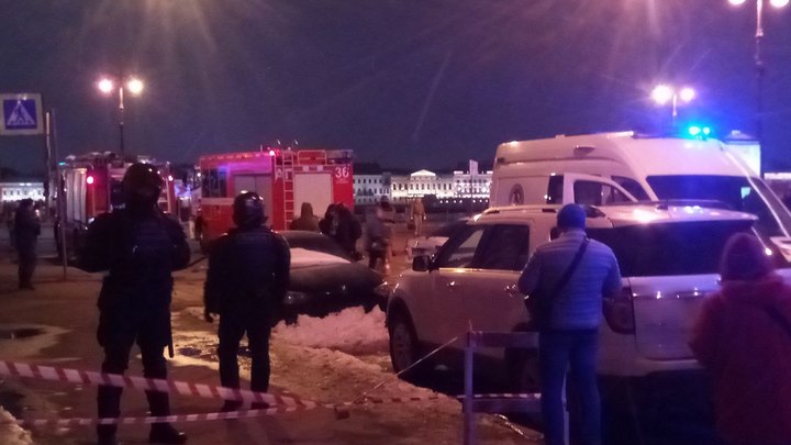 Минздрав пересчитал пострадавших от взрыва кафе в Петербурге: их число выросло до 32