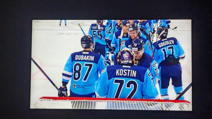 Пятая подряд: Сибирь обыграла Спартак в домашнем матче КХЛ