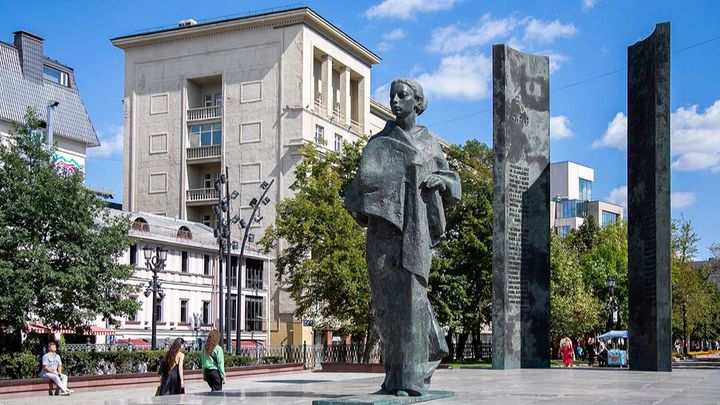 Собянин: В Петровском парке отреставрируют монументы Жуковскому и Циолковскому