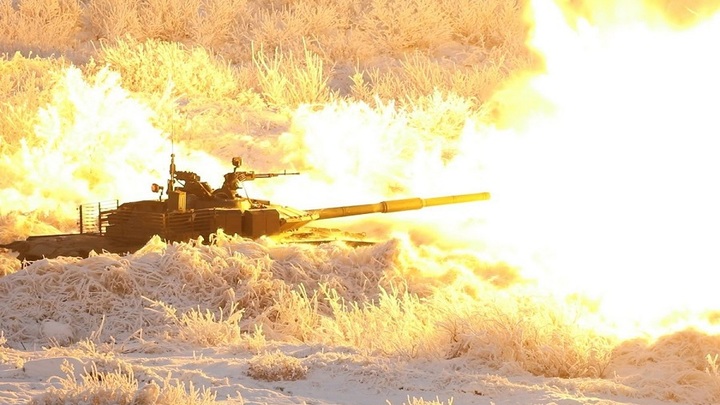 Главком ВСУ Залужный доложил Зеленскому о тактическом окружении украинской армии в Артёмовске