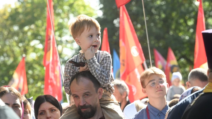 В России предложили активнее использовать отчества