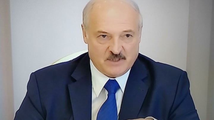 Лукашенко назвал спонсоров белорусских протестов: Деньги идут по открытым, закрытым каналам