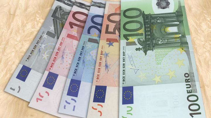 Прилавки заполнены на треть: Жители Германии рассказали о жизни в новой реальности