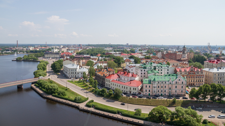 В Выборге двое мигрантов участвовали в стрельбе и получили ранения в ягодицы