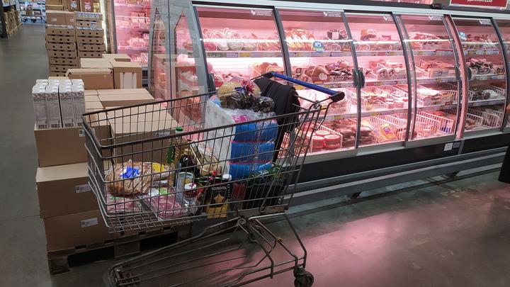 Цены, действительно кусаются: назван город с самой дорогой продуктовой корзиной