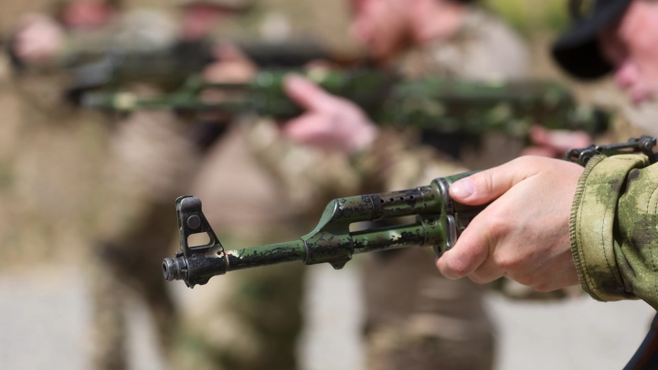 Глава Чечни Рамзан Кадыров опубликовал кадры работы спецназа АХМАТ на Юго-восточном направление Часов Яра