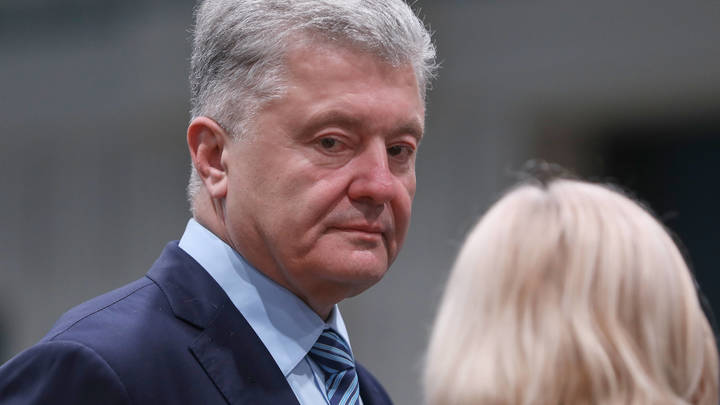 Порошенко обвинил власти Украины в бегстве из Киева в первые дни СВО