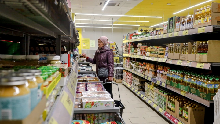 Мишустин назвал виновников роста цен на продукты на 50%