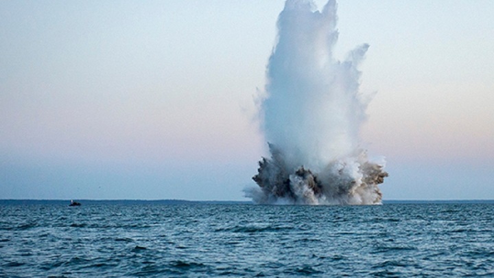 Гражданское судно у Одессы подорвалось на морской мине