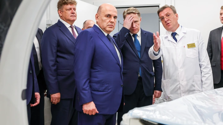 В Госдуме хотят ограничить зарплаты руководителей в некоторых сферах