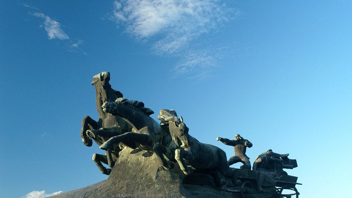 На Украине отказались сносить Легендарную тачанку в Каховке