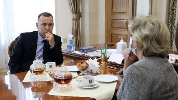 Губернатор Шумков назвал Валентину Полякову славной