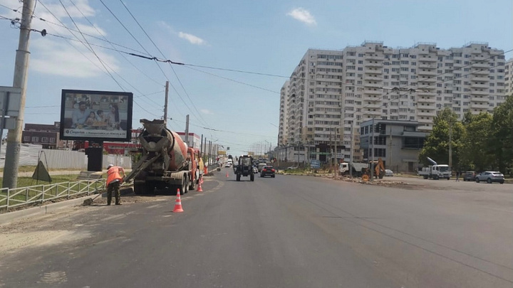 В Новороссийске ремонтируют самую туристическую улицу