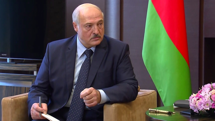 Ты знаешь, что нельзя!? Как менялось лицо журналиста Би-би-си при общении с Лукашенко