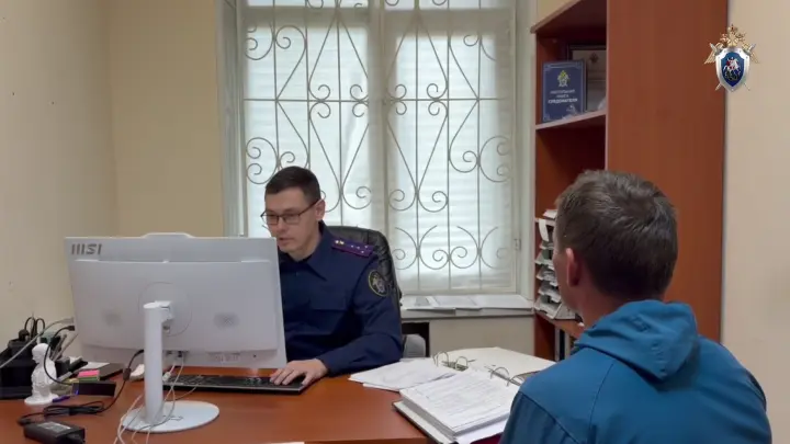 Турист на Камчатке спустился на сапе в вулкан и получил тяжёлую травму