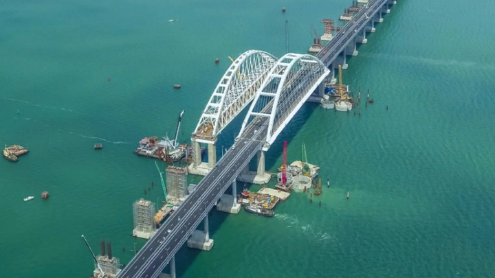 Киев хочет эскалации: Экс-депутат бундестага осудил теракт Киева на Крымском мосту