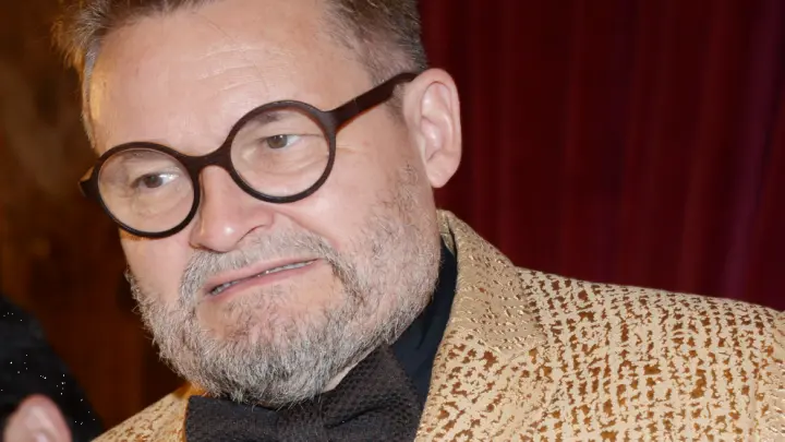 Историк моды Васильев об инциденте на границе США: Тут я начал волноваться