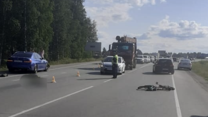 В Челябинске на выезде к загородным посёлкам автомобилист насмерть сбил велосипедиста
