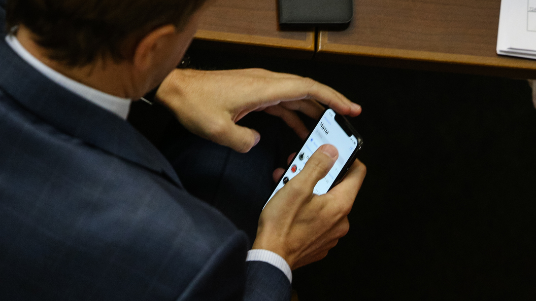 Не в пользу яблока: Эксперты назвали три минуса раскрученного iPhone X Не в пользу яблока: Эксперты назвали три минуса раскрученного iPhone X