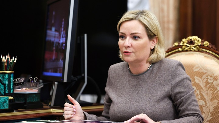 Творческим коллективам новых регионов организуют гастроли по России