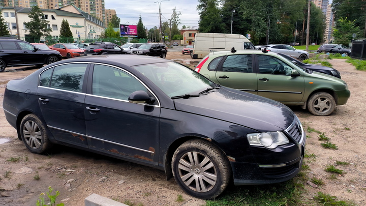 Чиновники в Ростовской области начали избавляться от подержанных автомобилей