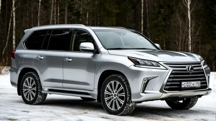 С водителя Lexus, переехавшего школьника в Челябинске, требуют 1,5 млн рублей