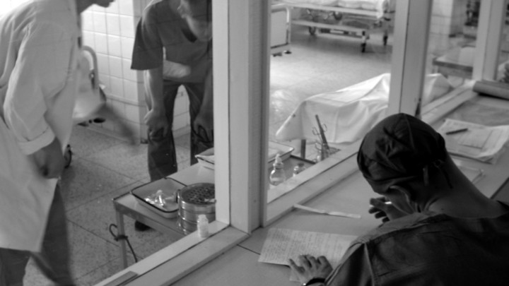 Русский, помоги! Как врачи в России спасают и своих и чужих