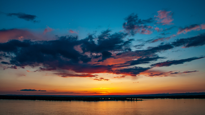 В октябре начнется период магнитных бурь: врачи назвали тех, кто в группе риска