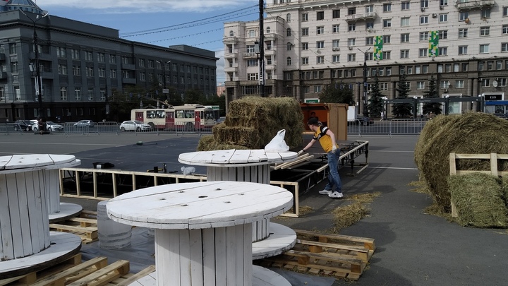 Названы дата и время открытия ярмарки на главной площади Челябинска