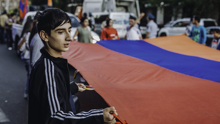 Оправдать нельзя, а понять можно: Секретарь Совбеза Армении обвинил Россию в захвате и сдаче Карабаха. И нарвался на жёсткий ответ