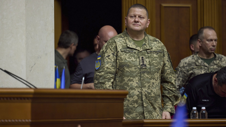 Военкор Руденко: Главком ВСУ Залужный находится в критическом состоянии, идёт борьба за жизнь