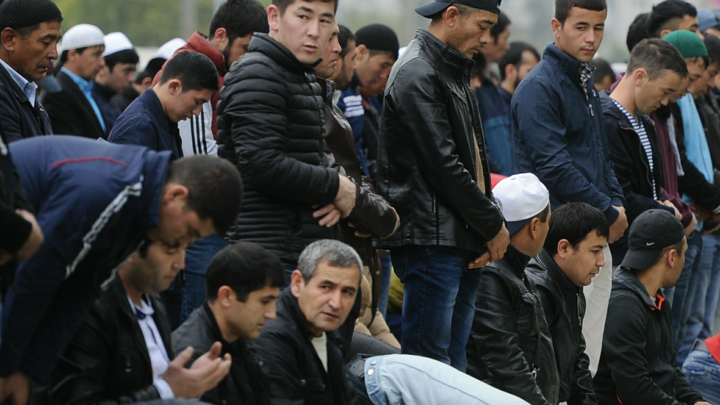 Облава на мигрантов в Воронеже: Иностранным гостям вручили 50 повесток в ресторане