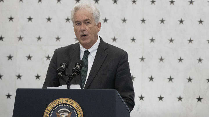 Тайный визит ЦРУ: Бернс предупредил Зеленского о планах России