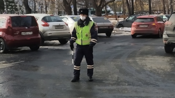 В Челябинске у девушки-стритрейсера угнали розовый автомобиль