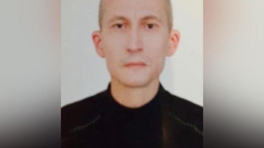 36 летний мужчина. Фото разыскиваемых. Парень из Ростовской области. Их разыскивает полиция Магаданской области.
