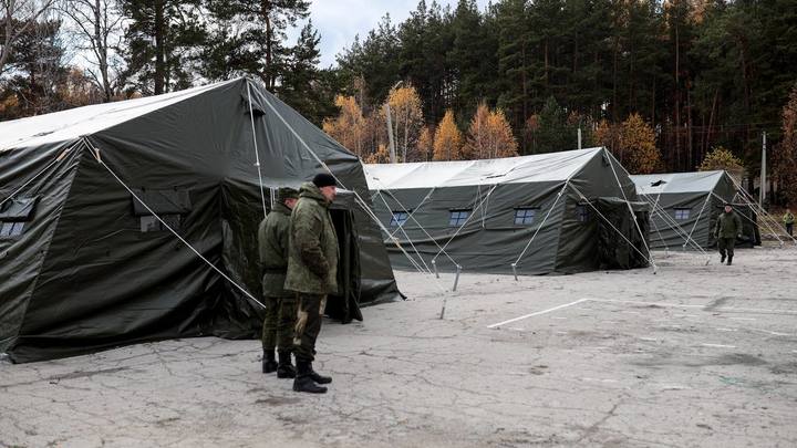 В Челябинской области губернатор проверил мобилизованных на боевом слаживании