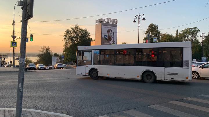 На дороги Самары выйдут современные автобусы с кондиционерами и зарядками