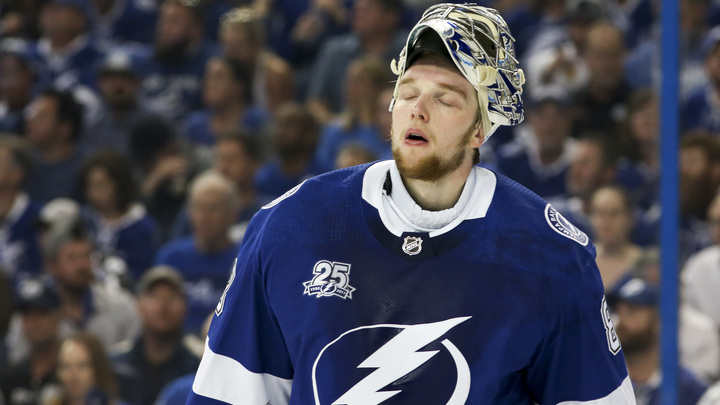 Мало улыбался. НХЛ не наградила Василевского из-за редкой общительности