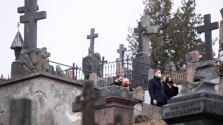 Русские вытащили Литву из трясины. А теперь это кладбище Европы. Куда пропали 72 миллиарда долларов, вложенных Москвой