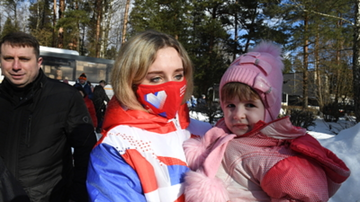 Первая семья беженцев из ДНР приехала в Новосибирскую область