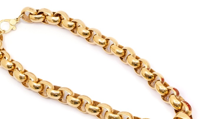 Остановленного в Екатеринбурге обладателя цепи за 10 млн упрекнули в глупости