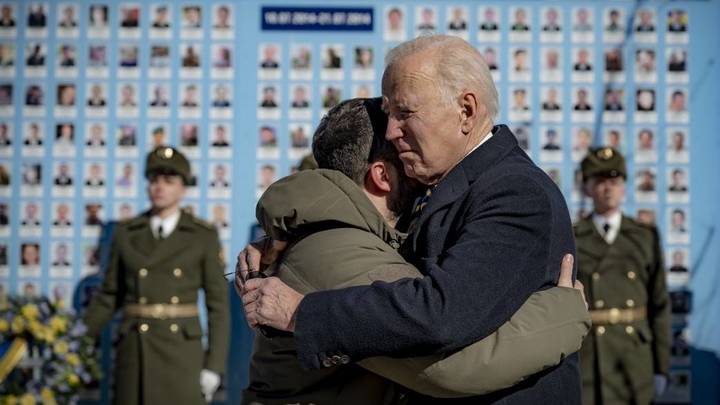 В Сеть утекло обращение Байдена к русским: У нас нет ПВО, дон