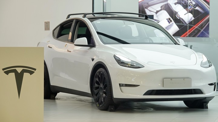 Tesla Model Y от Илона Маска стала самой продаваемой машиной в мире