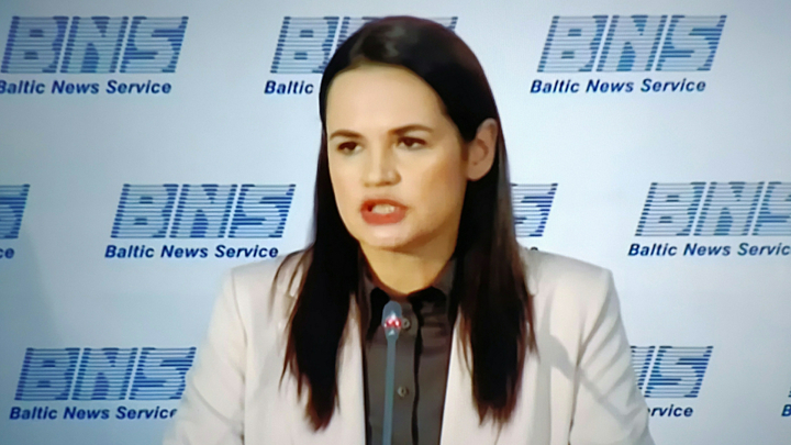 Замена пришла из тюрьмы: Тихановская отправляется на кухню