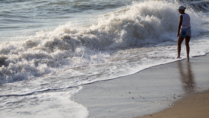 В Сочи объявлено штормовое предупреждение из-за смерчей над морем