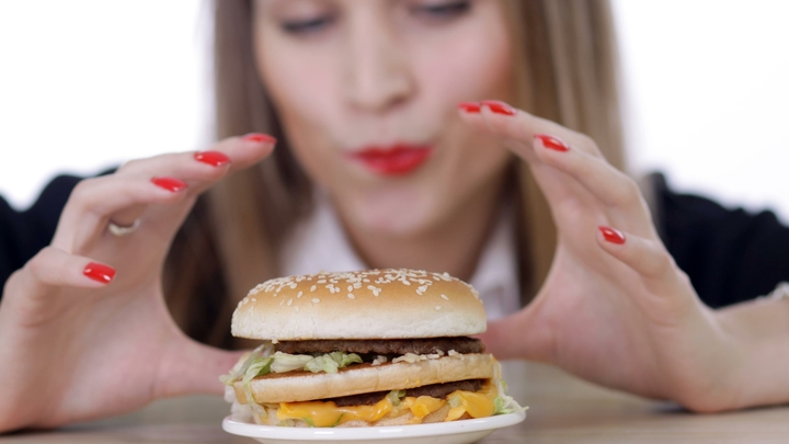 Всё идёт из головы: Врач рассказал, как решить проблемы с весом