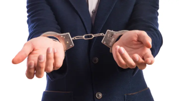 Заплатил, чтобы не надели наручники: тур Нурлана Сабурова по Уралу будет отменён