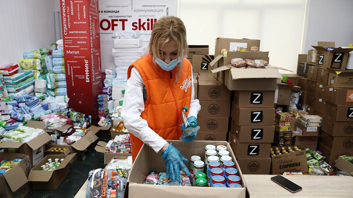 Кубань отправила более 400 тонн гуманитарной помощи для вынужденных переселенцев из ЛНР и ДНР